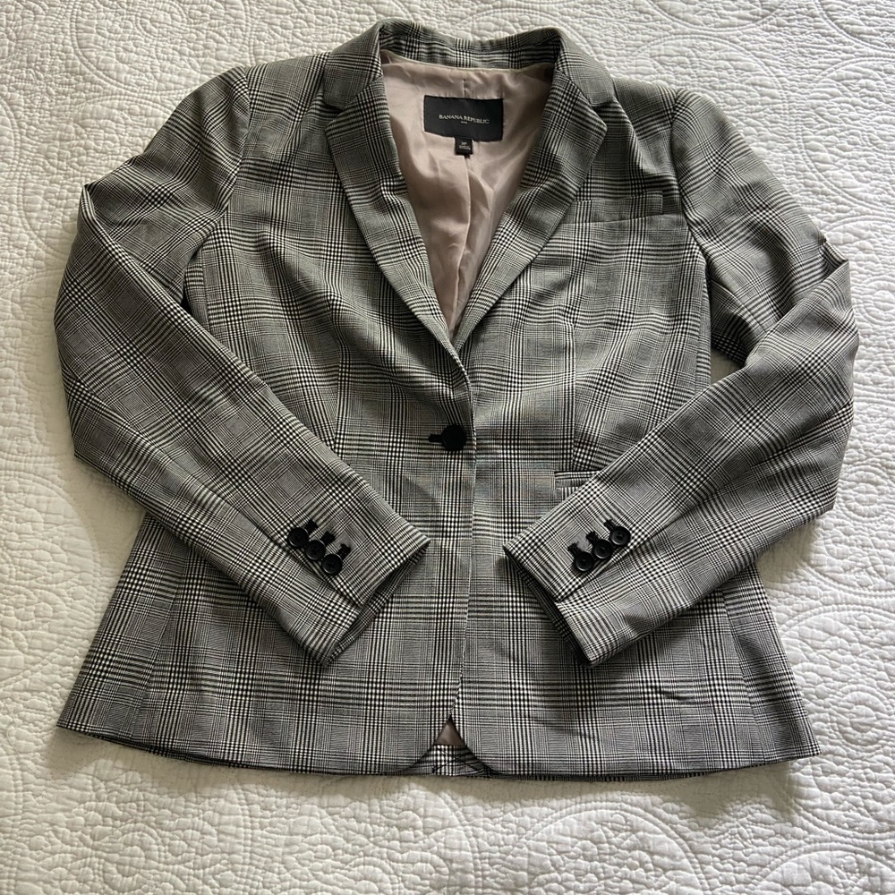 Banana Republic Petite Checkered Blazer